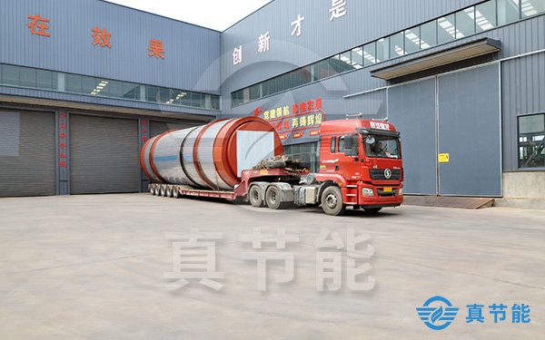 大型污泥干化機(jī)運輸現(xiàn)場